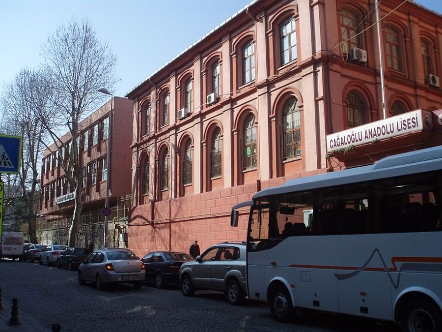Cağaloğlu Anadolu Lisesi