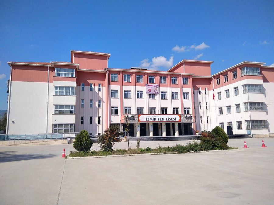 İzmir Fen Lisesi