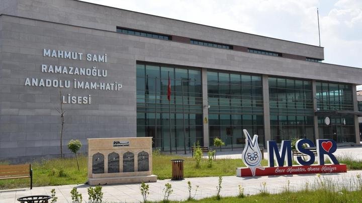 Mahmut Sami Ramazanoğlu Anadolu İmam Hatip Lisesi