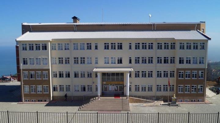 Akçaabat Fen Lisesi