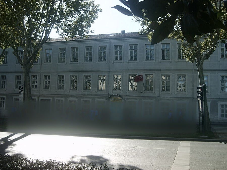 Özel Notre Dame de Sion Fransız Lisesi